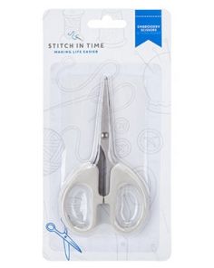 Embroidery Scissors With Fine Point Tip